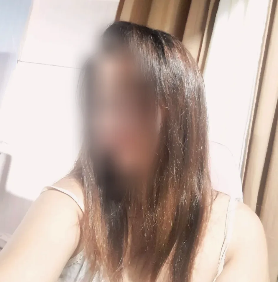 Sofia, 34